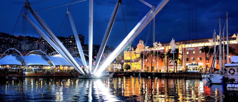 1527px Genova at Night 768x330