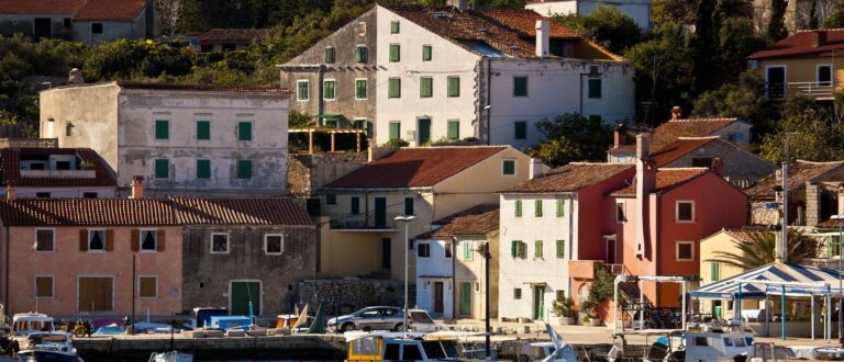 port rovenska fishing port 636574064866813889 920 517@2x 768x330