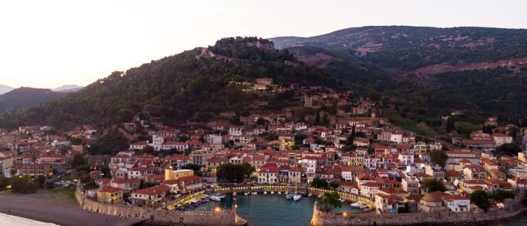 Nafpaktos Hamnen 768x330