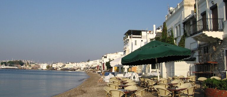 1024px Bodrum Seaside 2008 768x330